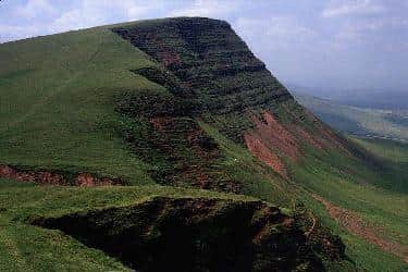 Bannau Sir Gaer